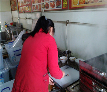 早餐粥粉面腸粉技術(shù)哪里有學(xué),東莞粥粉面腸粉配方培訓(xùn)